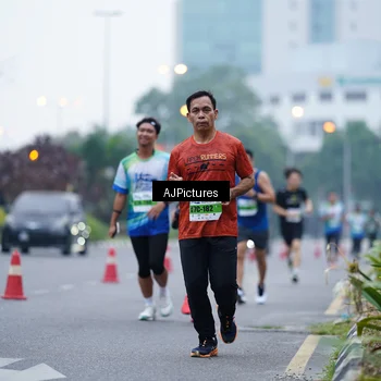 Runner Photo 7338837