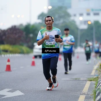 Runner Photo 7338847