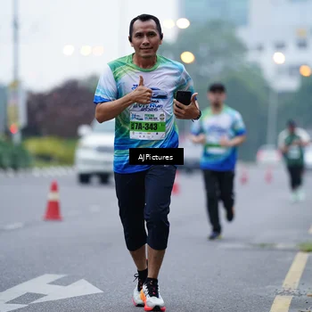 Runner Photo 7338849