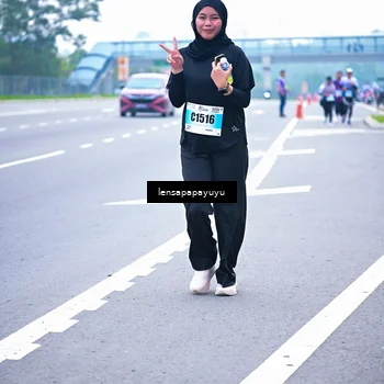 Runner Photo 7338882