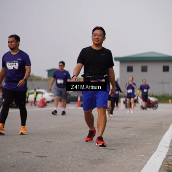 Runner Photo 7338883