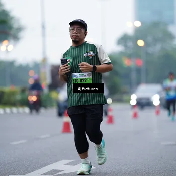 Runner Photo 7338901