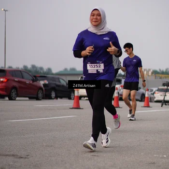 Runner Photo 7338910