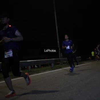 Runner Photo 7338918
