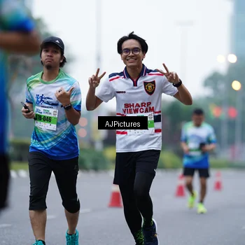 Runner Photo 7338928