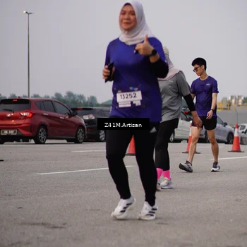 Runner Photo 7338931