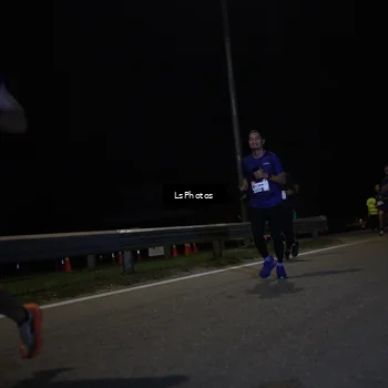 Runner Photo 7338932