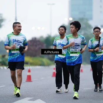 Runner Photo 7338943