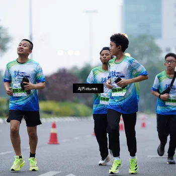 Runner Photo 7338951