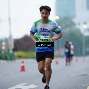 Runner Photo 7338975