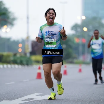 Runner Photo 7338978