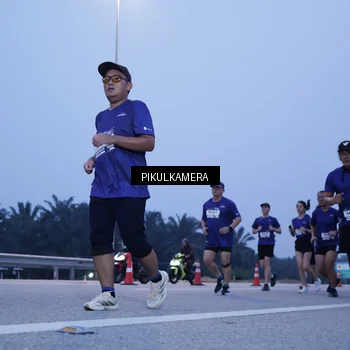 Runner Photo 7338982