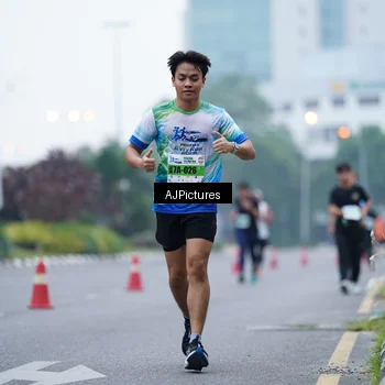Runner Photo 7338983