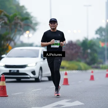 Runner Photo 7339007