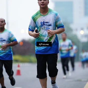 Runner Photo 7339024
