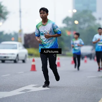 Runner Photo 7339036