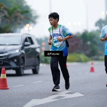Runner Photo 7339041