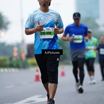Runner Photo 7339055