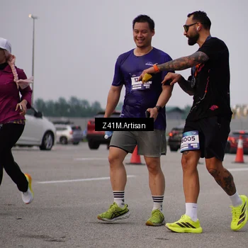 Runner Photo 7339059