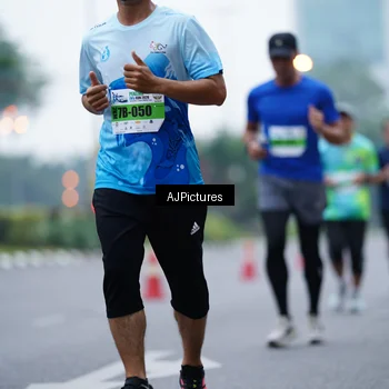 Runner Photo 7339065