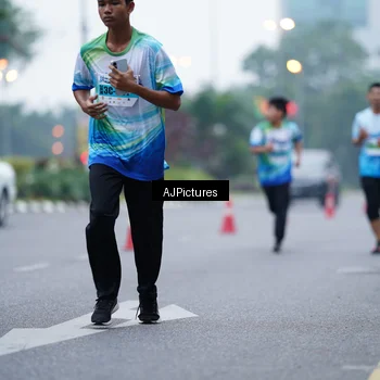Runner Photo 7339067