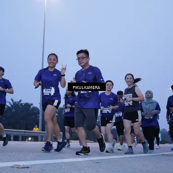 Runner Photo 7339074