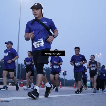 Runner Photo 7339097