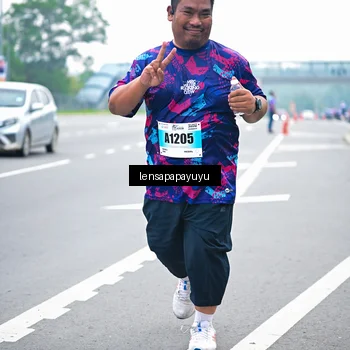 Runner Photo 7339142