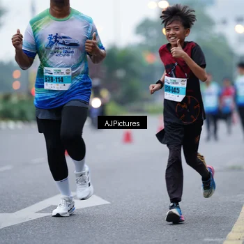 Runner Photo 7339149
