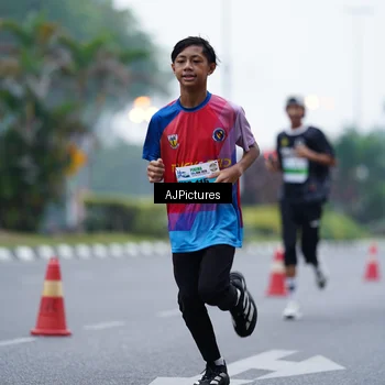 Runner Photo 7339175
