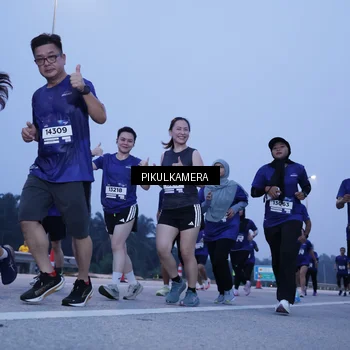 Runner Photo 7339182