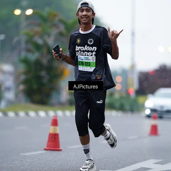Runner Photo 7339192