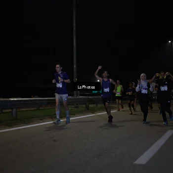Runner Photo 7339200