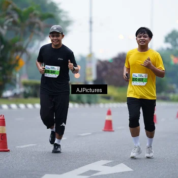 Runner Photo 7339238