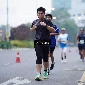 Runner Photo 7339285