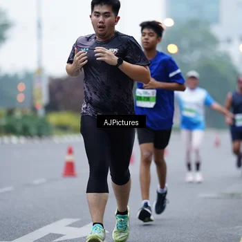 Runner Photo 7339291