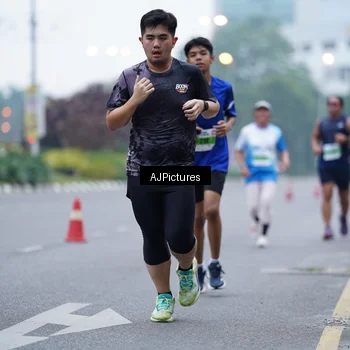 Runner Photo 7339296