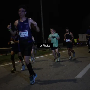 Runner Photo 7339297