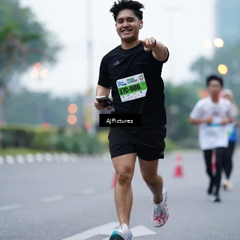 Runner Photo 7339336