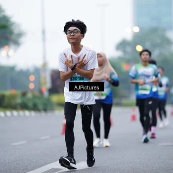 Runner Photo 7339354