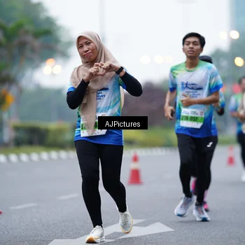 Runner Photo 7339363