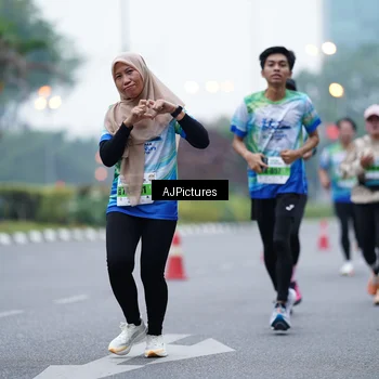 Runner Photo 7339369