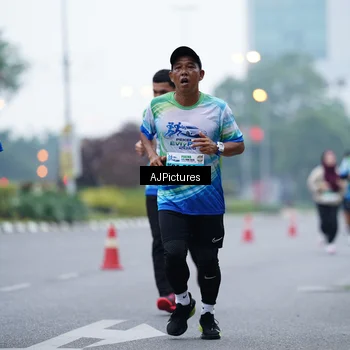 Runner Photo 7339395