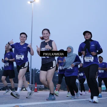 Runner Photo 7339407
