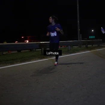 Runner Photo 7339411