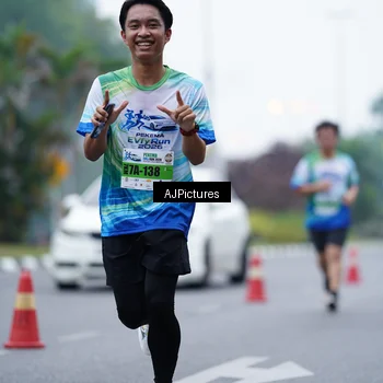 Runner Photo 7339418