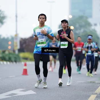 Runner Photo 7339436