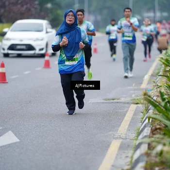 Runner Photo 7339496
