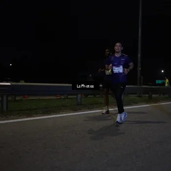 Runner Photo 7339498