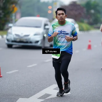 Runner Photo 7339541